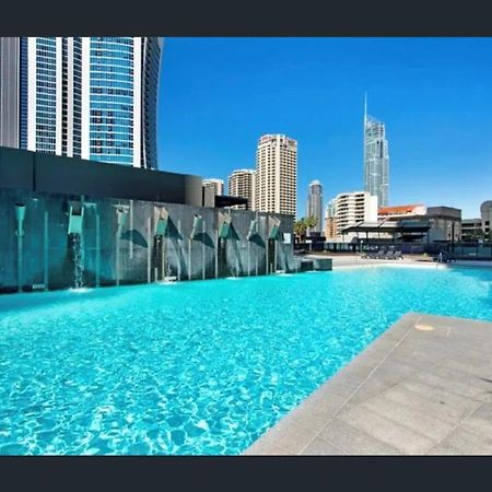 Circle On Cavill Free Parking Apartman Gold Coast Kültér fotó