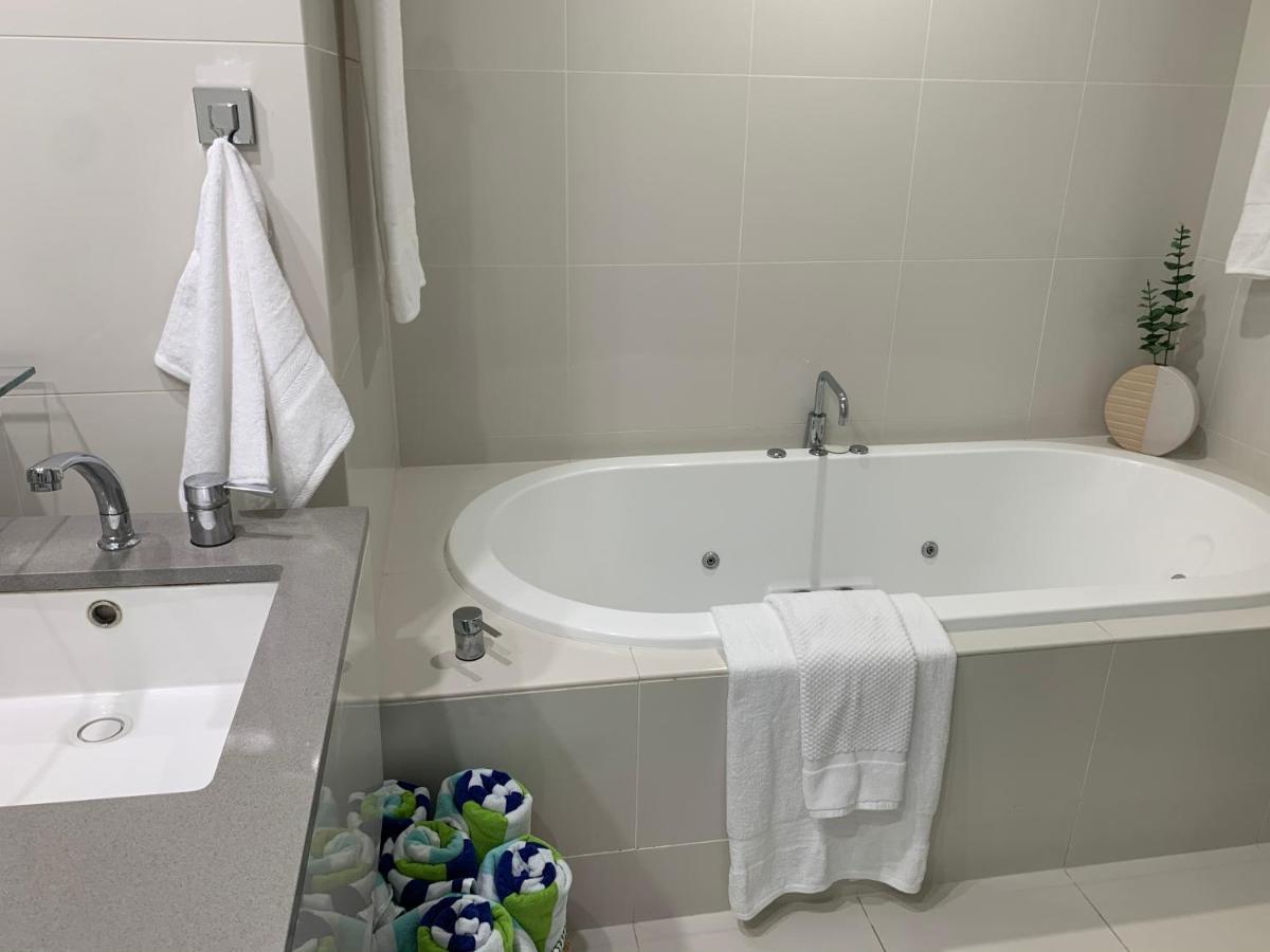 Circle On Cavill Free Parking Apartman Gold Coast Kültér fotó