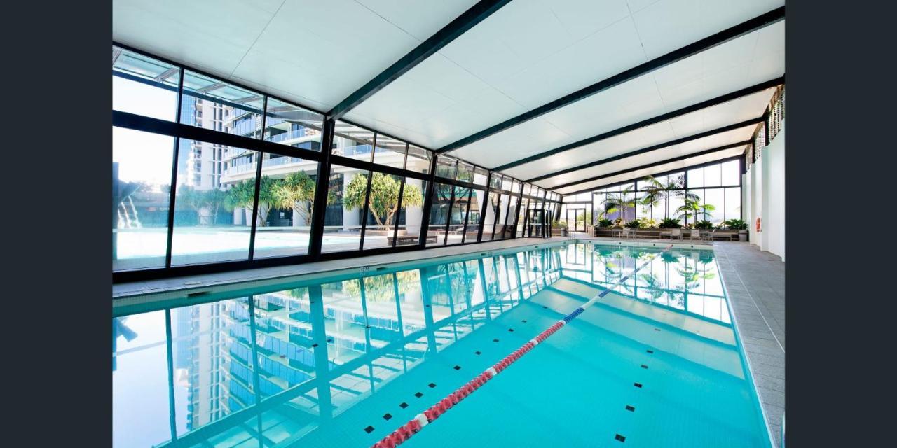 Circle On Cavill Free Parking Apartman Gold Coast Kültér fotó