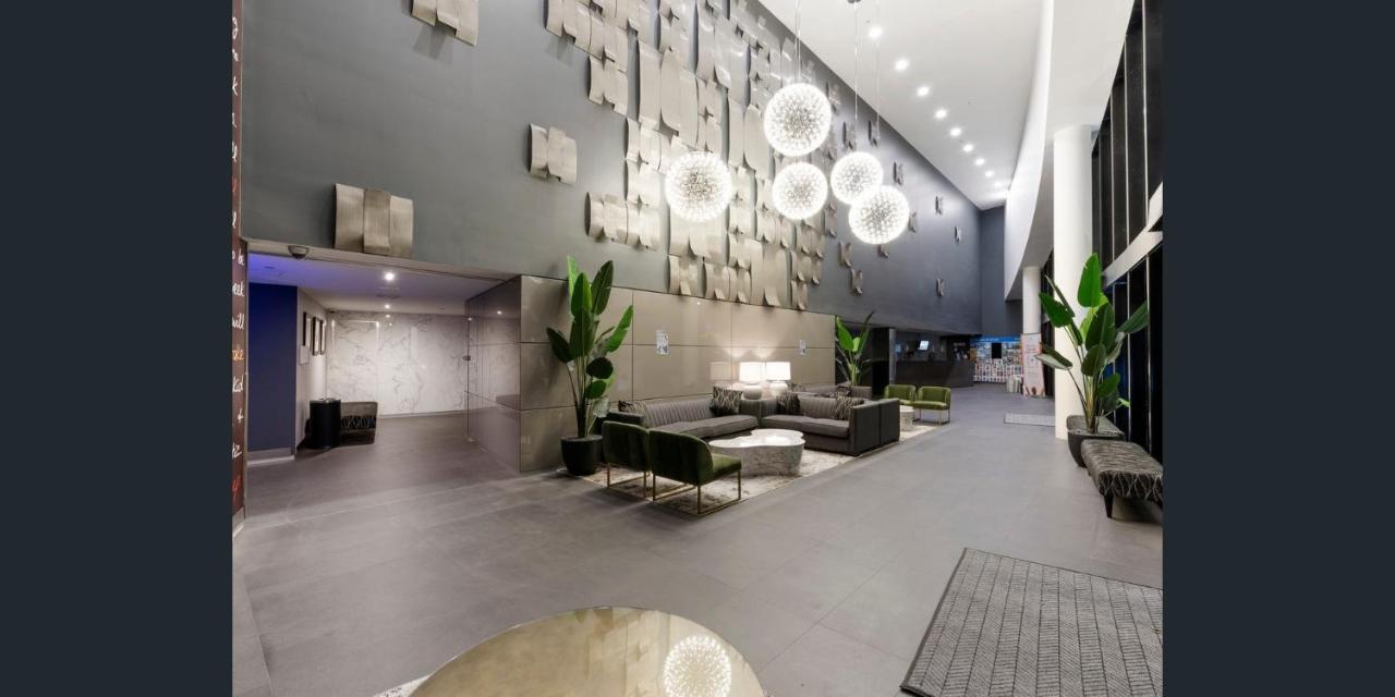 Circle On Cavill Free Parking Apartman Gold Coast Kültér fotó