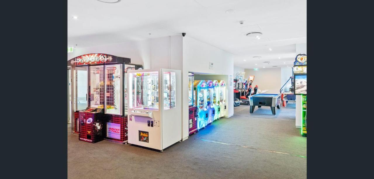 Circle On Cavill Free Parking Apartman Gold Coast Kültér fotó